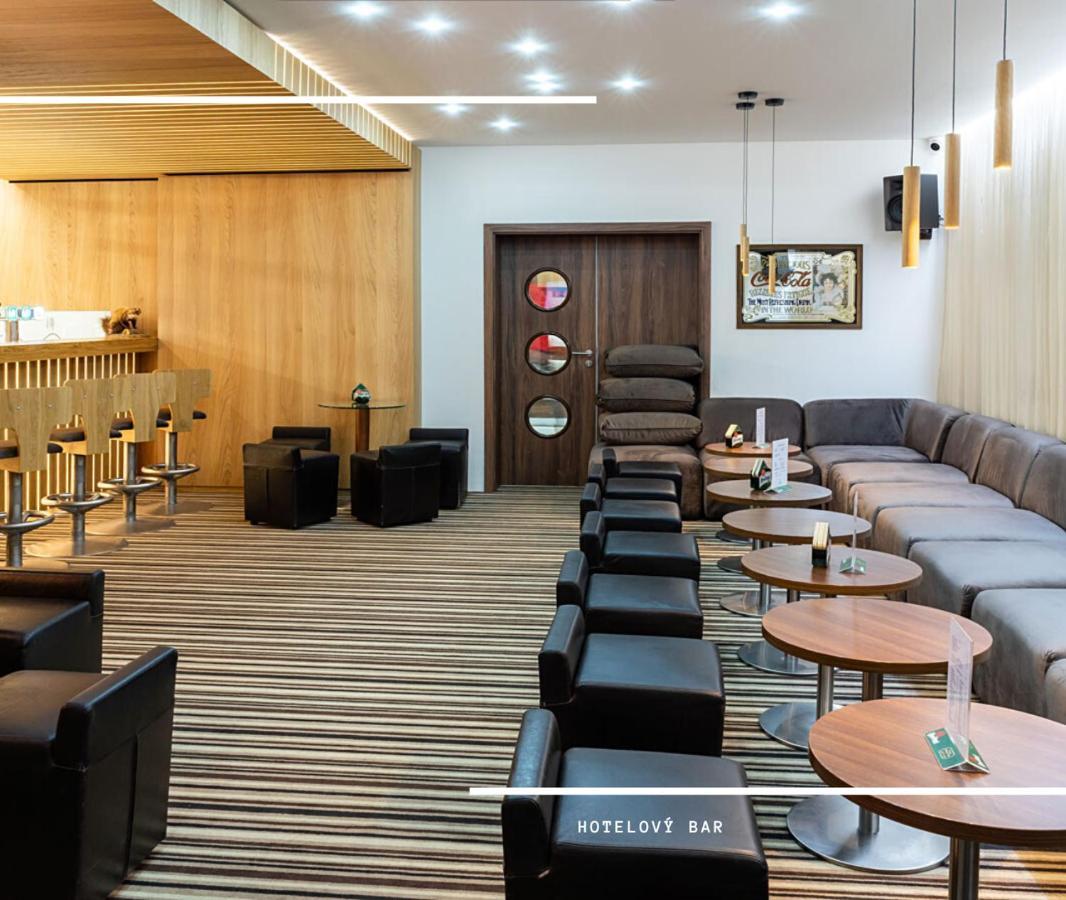 Hotel Kamzik *** มาลา โมราฟกา ภายนอก รูปภาพ